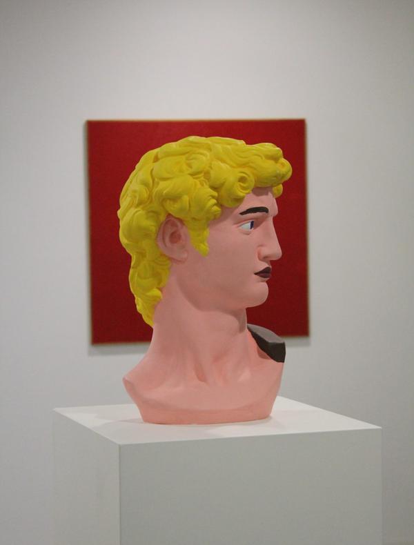 Vue de l'oeuvre "David" de Hans-Peter Feldmann, dans l'exposition "Aux petits soins"