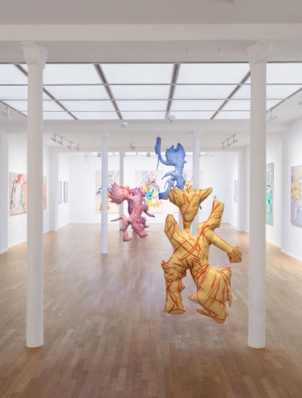 Vue in situ de l'exposition « Chef Menteur » de Léonard Martin à la Galerie Templon © Laurent Edeline