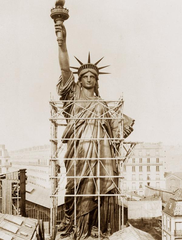 Auguste Bartholdi. La Liberté éclairant le monde