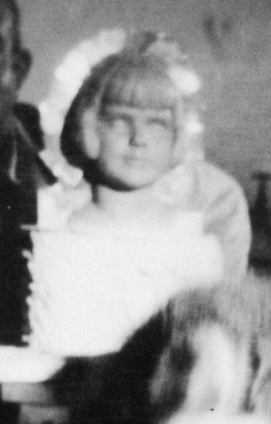 Portrait d'une jeune fille à Alexandrie (photo)