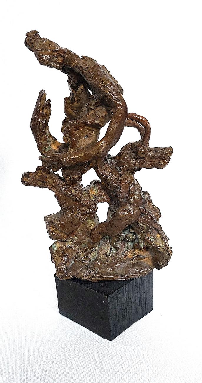 Femme luttant avec les sepents et une bête à cornes (2) 