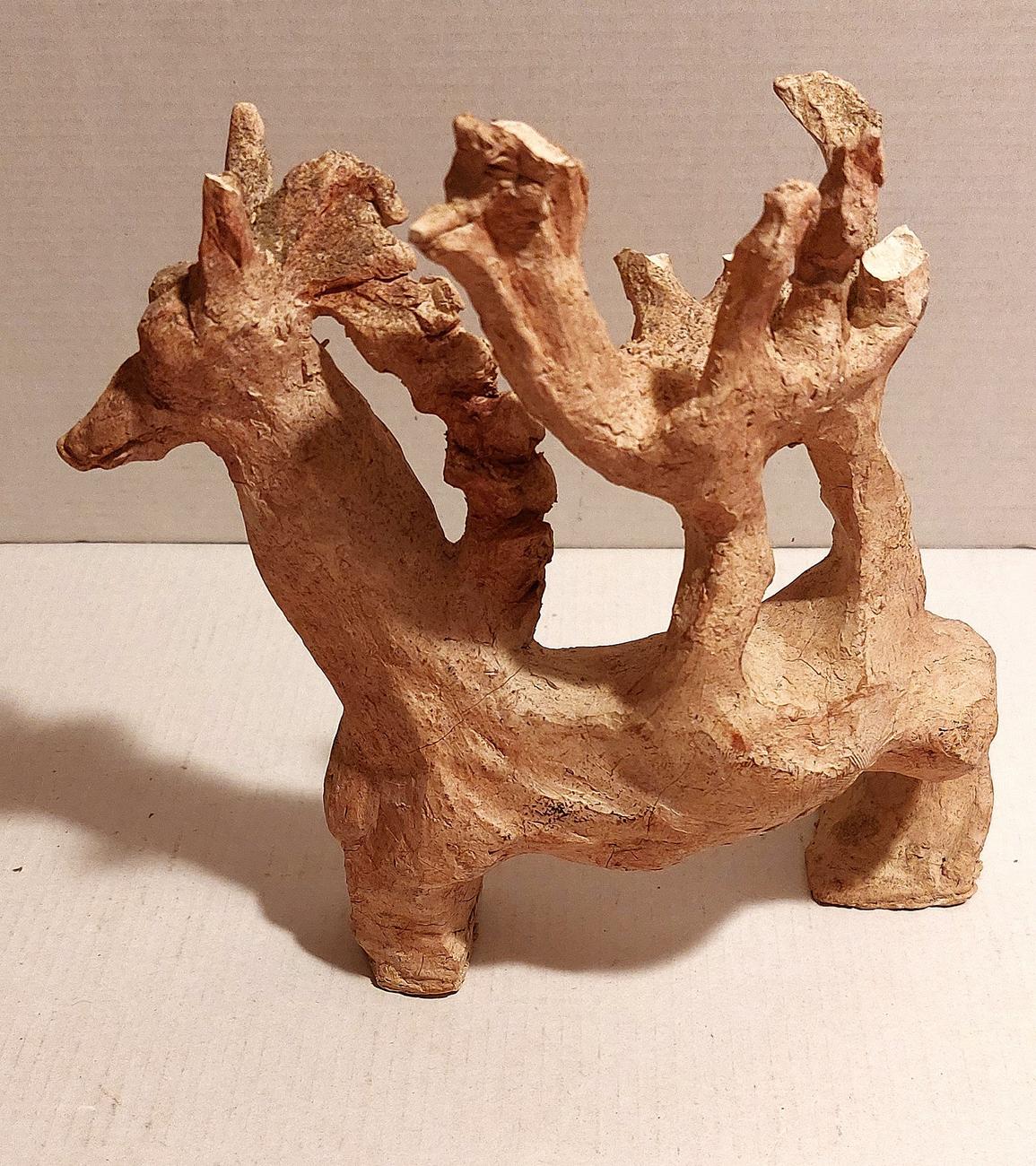 Licorne et oiseau Figurine zoomorphe, terre cuite ou plâtre H=16 cm 