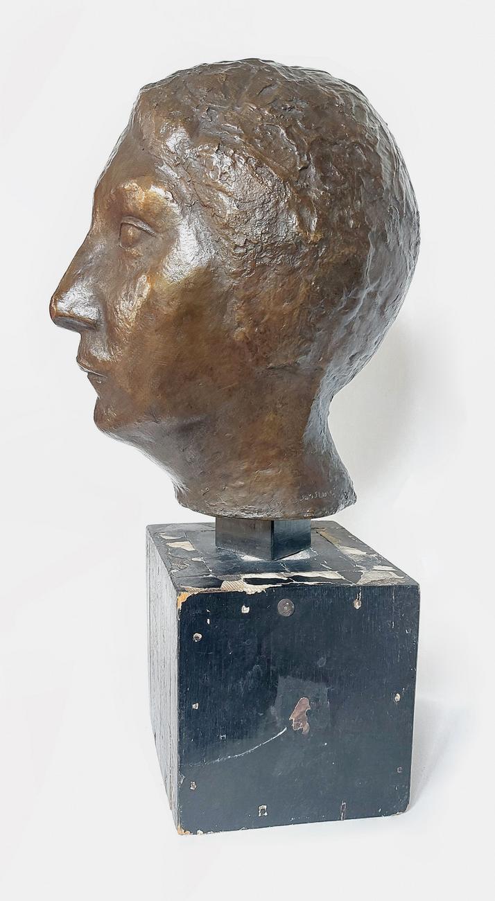 La porteuse d'eau bronze marron 2 