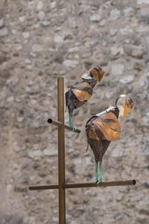 1.BIS2023_Caroline_MESQUITA_Oiseaux_(Aigrette_Héron_Grive_Pingouin)_2023_Courtesy_Caroline_Mesquita_et_carlier_gebauer_Berlin_Madrid_ADAGP_Paris_2023_Photo_Frédéric_PASQUINI