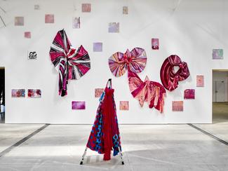 Lise Haller Baggesen, Ensemble d’huiles sur toile et huiles sur polyester, 2020-2023. © Le Confort Moderne. Photo : Pierre Antoine