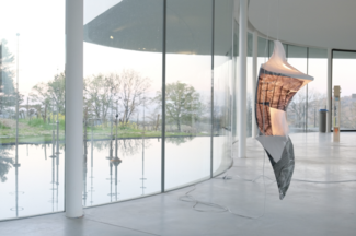 Vue in situ de l'exposition à Chateau La Coste