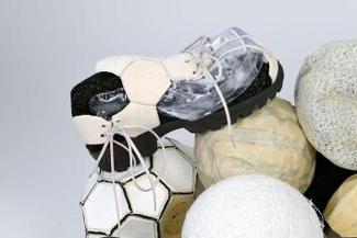 Chaussure sur des balons