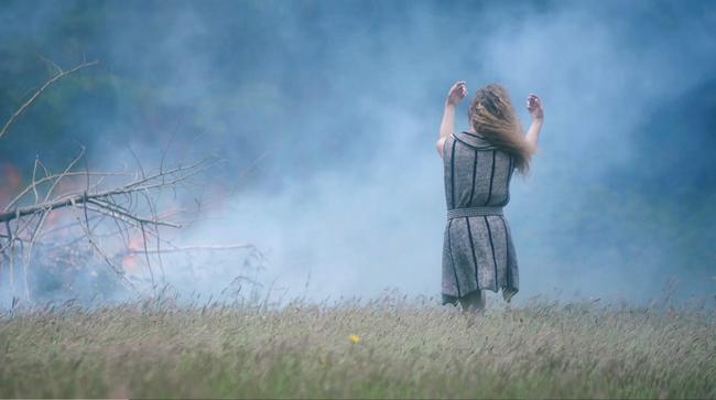 Photographie extraite de "Brûler pour briller", de Patricia Allio