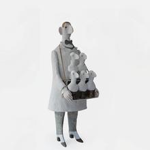 Sculpteur vendant ses petits — 2007