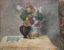 Fleurs et livre japonais sur une table, 1882