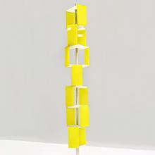 Mât aux plexiglas jaunes
