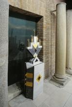 Table d’appoint et luminaire en marbre, 1990