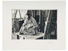 Péplos assis, écran, tableau, main au menton - 1977
