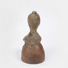 Femme à la petite cape tricotée (Bouquetière), 1948