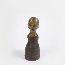 Femme avec robe d'été à carreau (Bouquetière), 1957