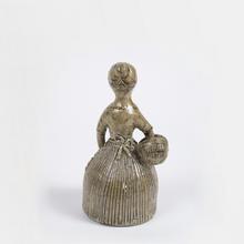 Femme au panier sur la hanche, 1947
