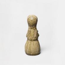 Femme au coq à la jupe rayée et à l’écharpe, c. 1948