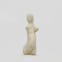 Femme torsadée (Albâtre) - 2001