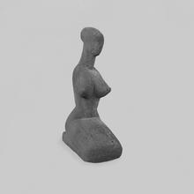 Jeune Femme (Basalte) - 2000