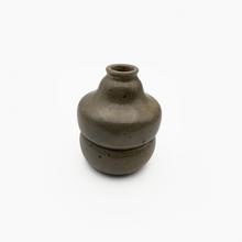 Deux galettes 2 (petit vase), 1970