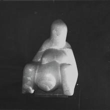 Femme enceinte assise - 1968
