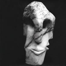 Tête à 3 Faces - Albâtre - 1973