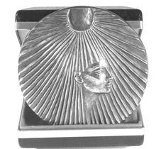 Néfertiti et Hymne au Soleil — 1977