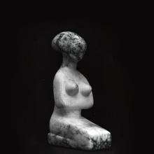 Petite Femme Agenouillée - 1973
