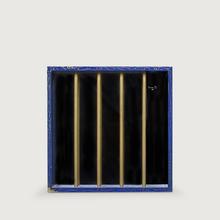 Prison bleue, barreaux dorés — 1991