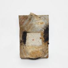 Deux triangles noirs, 1975