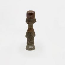 Femme modeste (bouquetière), 1975