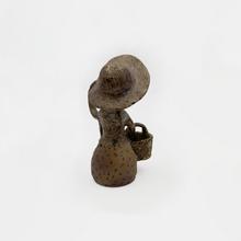 Femme au regard vers le ciel (bouquetière), 1972
