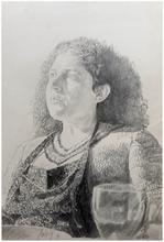 Robe blanche tablier noir, verre devant - 1980