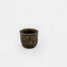 Petit pot avec feston. 1943