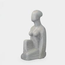 Femme assise - (Marbre) -1975