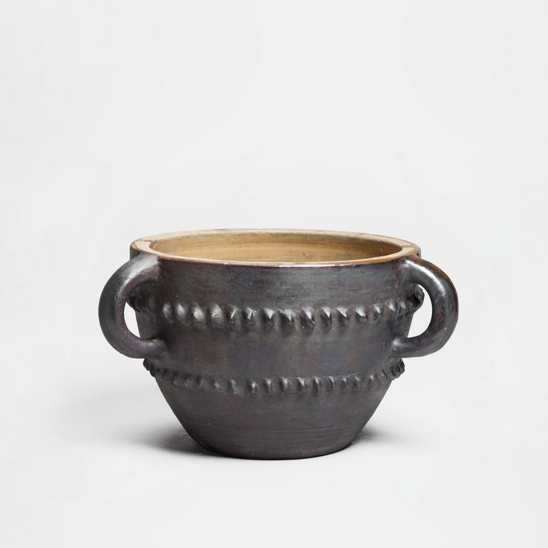 Catalogue raisonné, Jean & Jacqueline Lerat, Jardinière noire avec deux anses, 1957
