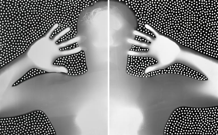Catalogue raisonné, Henri Foucault, Autoportrait aux deux mains - 2001