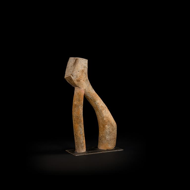 Jacqueline Lerat, Sculpture, A la Limite de l'équilibre, 2002, profil 1