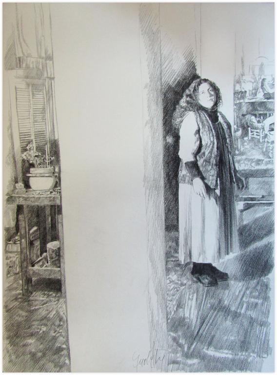 Robe blanche, gilet fourrure, entre colonne et table - 1979