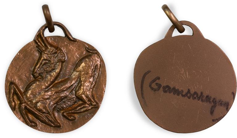 Catalogue raisonné, Daria Gamsaragan, Pendentif Capricorne — 1968