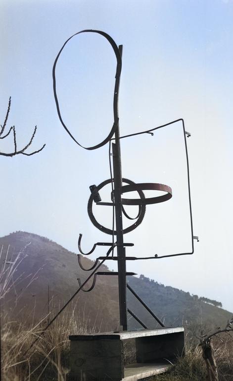Catalogue raisonné, Claude Gilli, Sculpture en ferraille — circa 1958