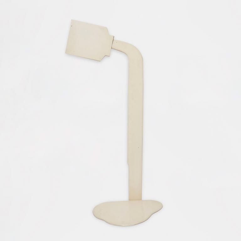 Catalogue raisonné, Claude Gilli, Coulée blanche simple — 1977