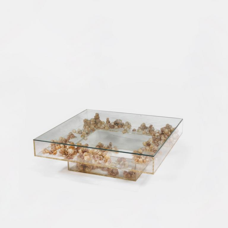 Catalogue raisonné, Claude Gilli, Table basse — 1979