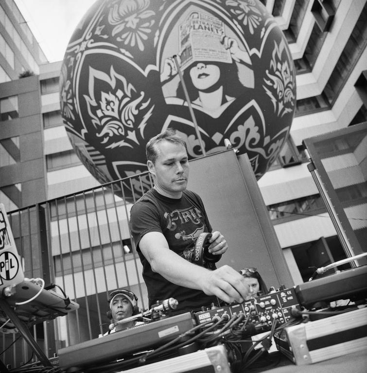 Catalogue raisonné, Philipp Hugues Bonan, Shepard Fairey