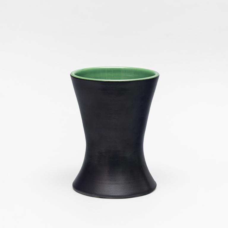 Catalogue raisonné, Pol Chambost, Vase diabolo (noir vert). Modèle 1047 A — 1954