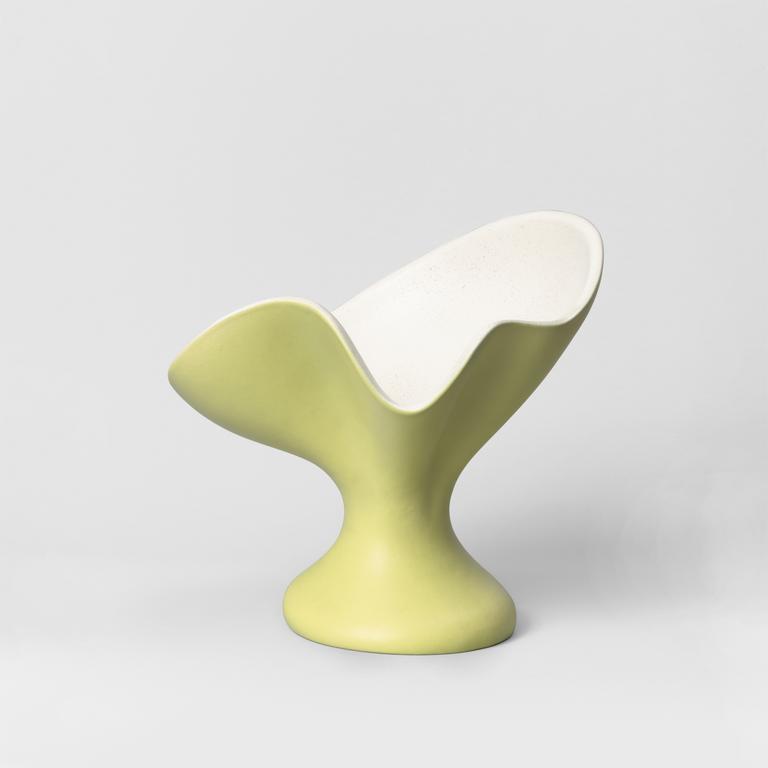 Catalogue raisonné, Pol Chambost, Vase corolle (blanc jaune). Modèle 1056 — 1955