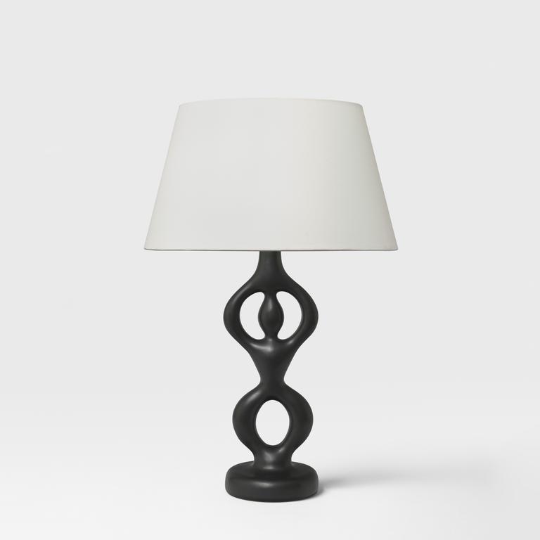 Catalogue raisonné, Pol Chambost, Vase lampe personnage (noir). Modèle 826 — 1952