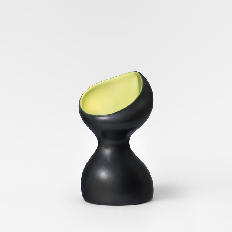 Catalogue raisonné, Pol Chambost, Vase (noir jaune). Modèle 1089 — 1955