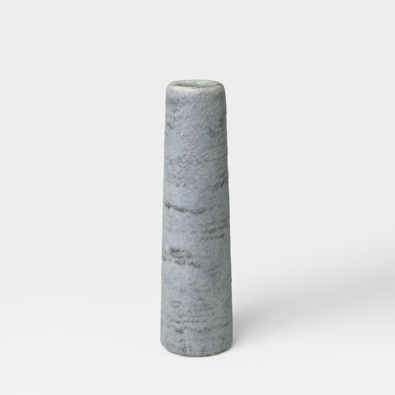 Catalogue raisonné, Pol Chambost, Vase tube bullé (bleu gris). Modèle 2144 — 1960
