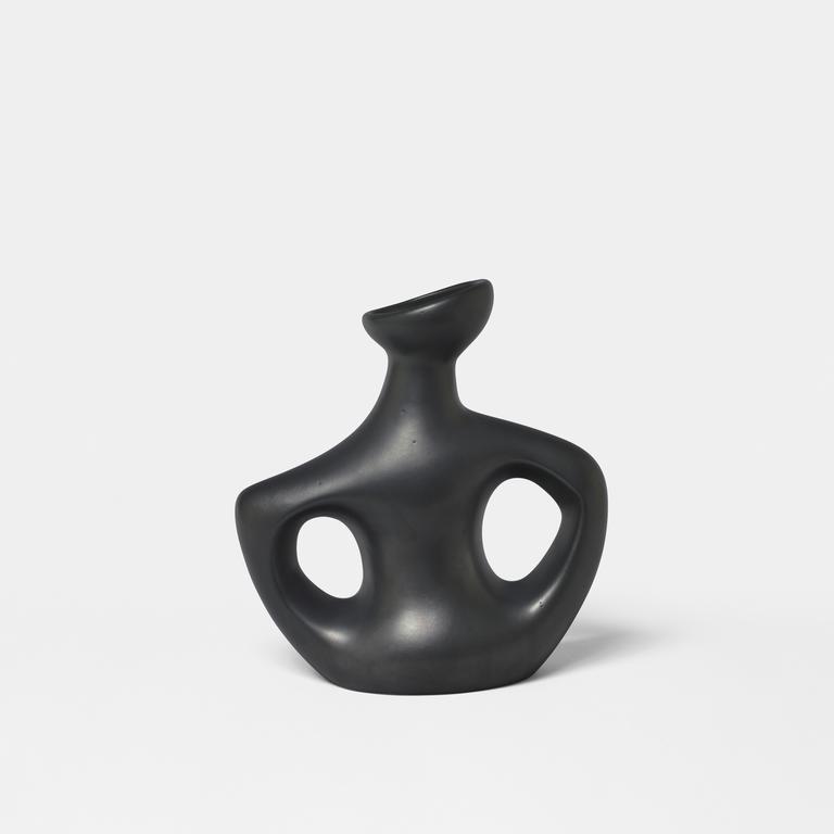 Catalogue raisonné, Pol Chambost, Vase personnage (noir). Modèle 1045 — 1956